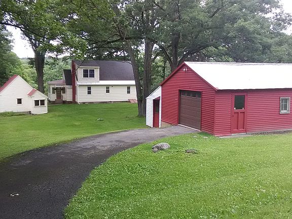 Exterior view Bruce Drive