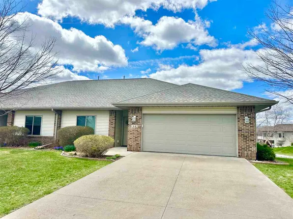 1441 Buckingham Pl, Iowa City, IA 52240
