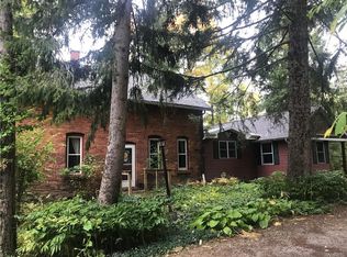 34 Short Rd, West Falls, NY 14170