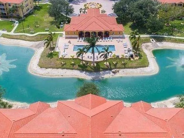 4127 Residence Dr, Fort Myers, FL 33901