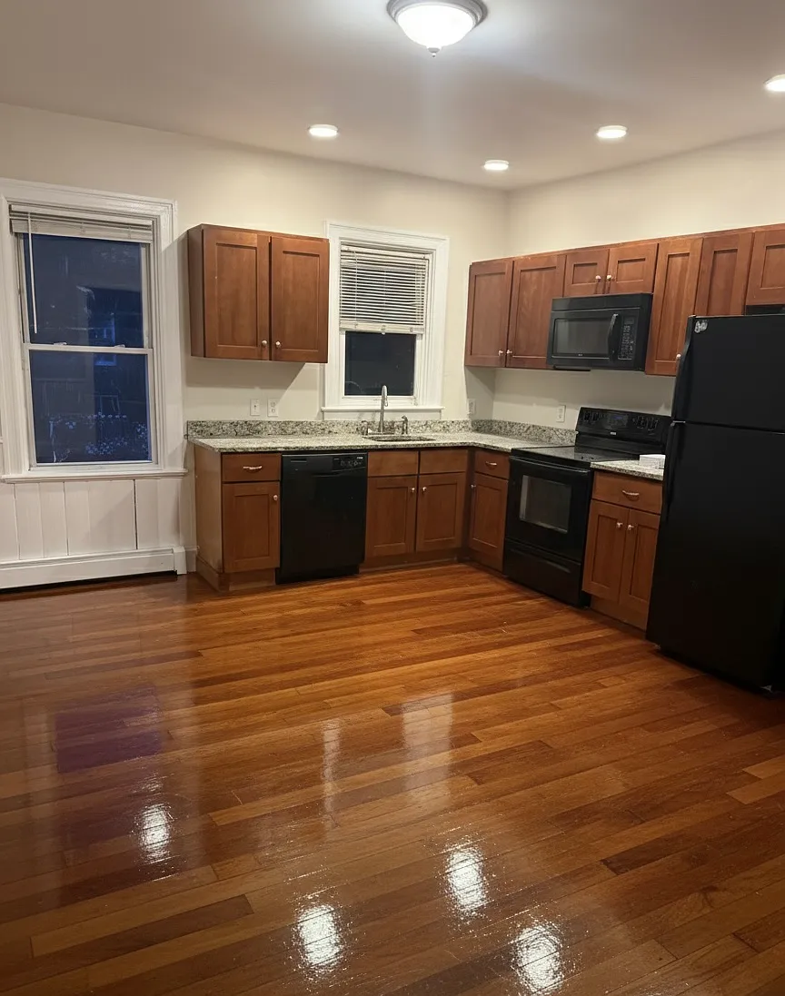 2 bed, $1,750 — Photo 1
