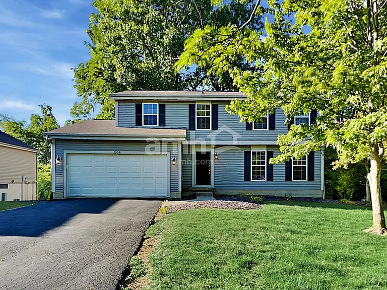 206 Aaron Ct — Photo 1