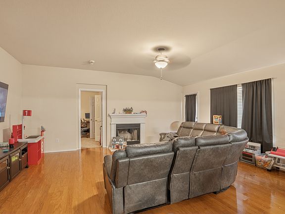 5th image of 3825 Cane River Rd