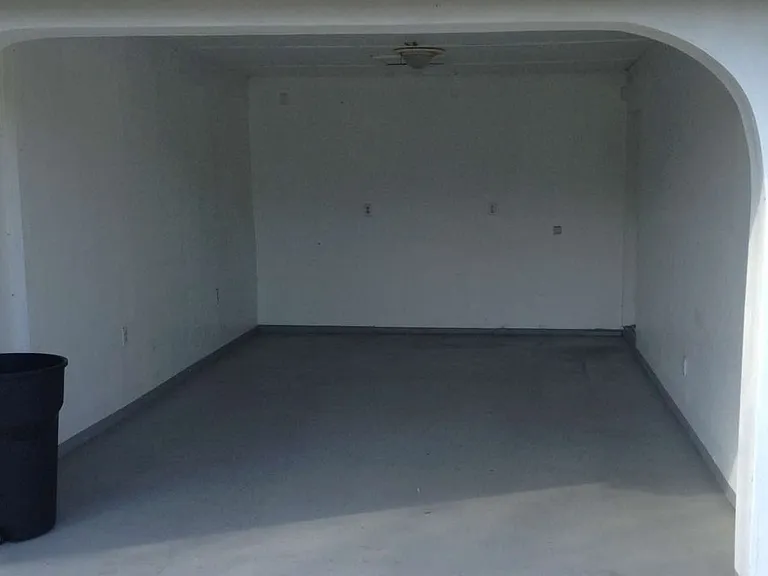 5425 Genoa Ln — Photo 19