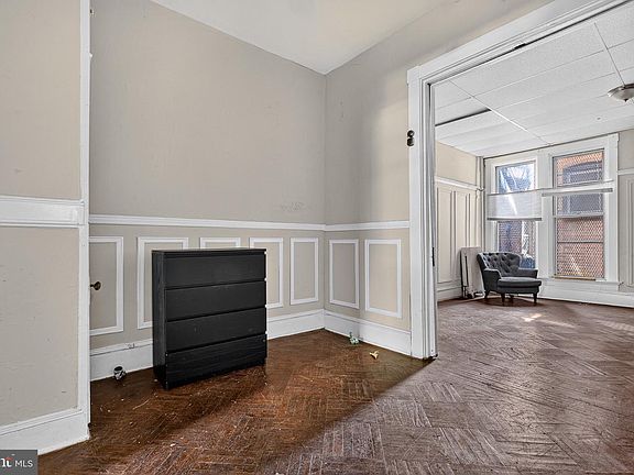 5th image of 2208 Linden Ave