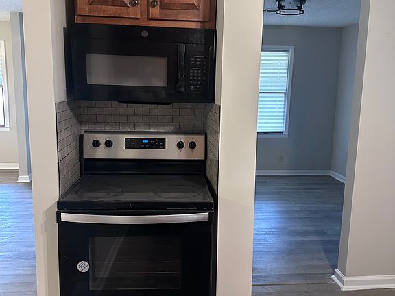 5th image of 4210 Cyndy Jo Cir