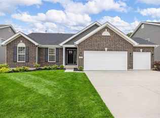 653 Creek Bend Dr, Lake Saint Louis, MO 63367