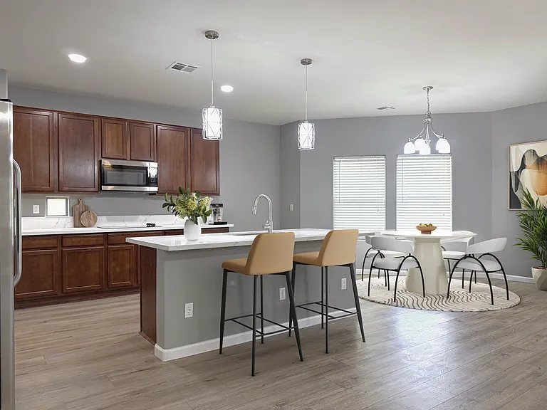 4056 E Devon Dr — Photo 6