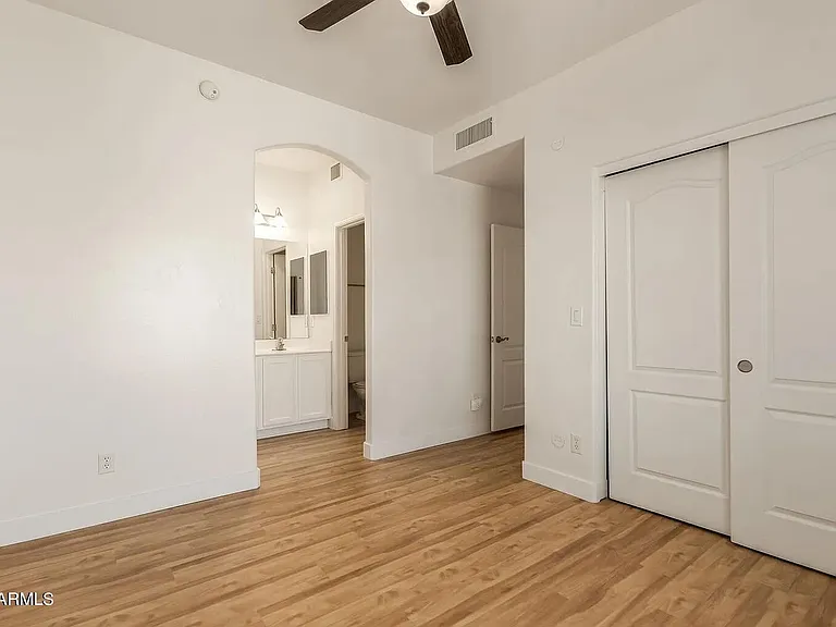 3447 E Lance Ln — Photo 15
