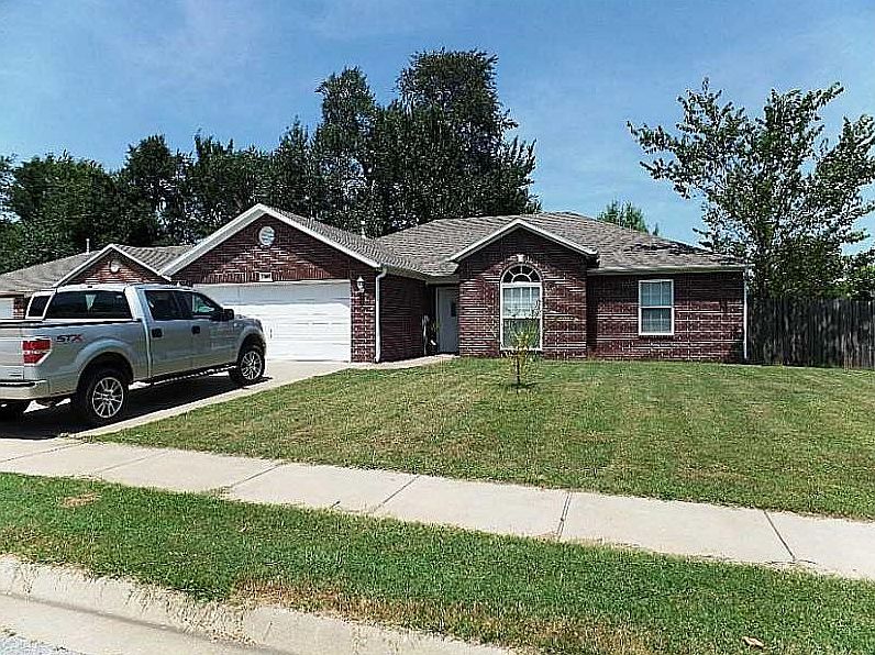 1st image of 307 Ryan Ct