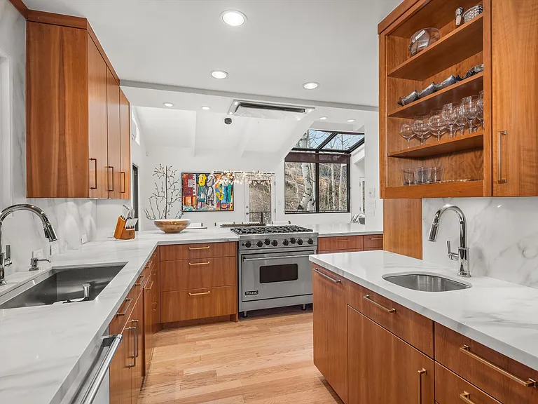 262 Eastwood Dr — Photo 12