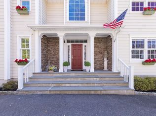 456 Orangeburg Rd, Pearl River, NY 10965