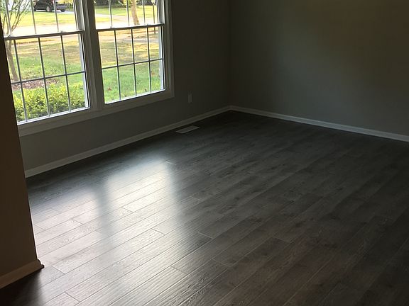 2nd image of 27996 Gardenia Dr