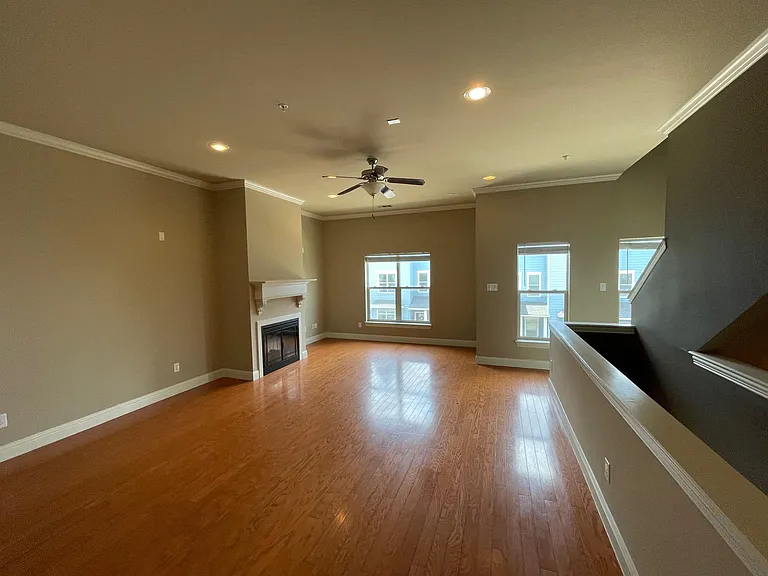 1616 Carpenter Dr — Photo 22