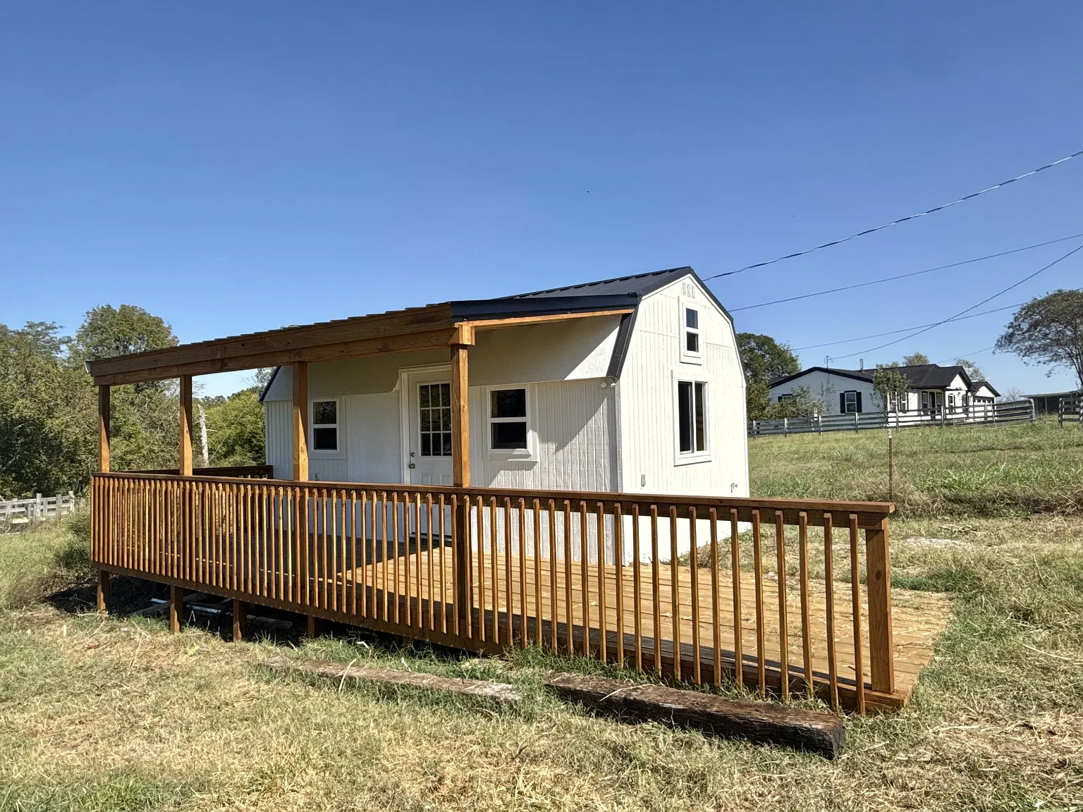 1 bed, 1.0 bath, 250 sqft, $700 — Photo 1