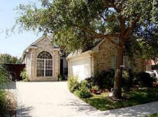312 Old York Rd, Irving, TX 75063