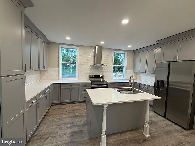 380 W Weymouth Rd — Photo 4
