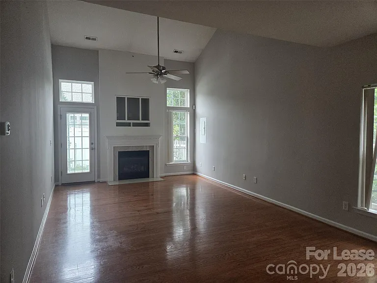 113 Kase Ct — Photo 9