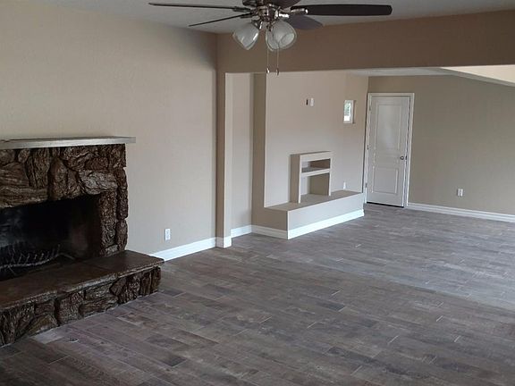 5th image of 1721 Briarwood Dr