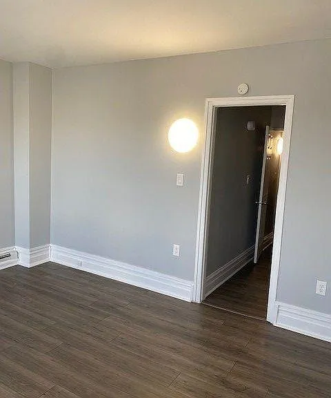 854 N Penn St — Photo 19