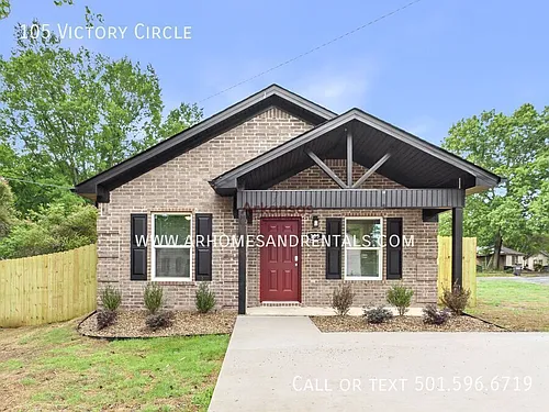 105 Victory Cir Photo 1