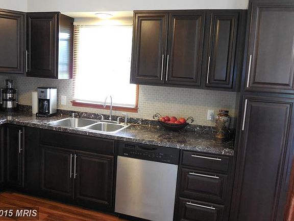 3rd image of 165 Williamson Ave