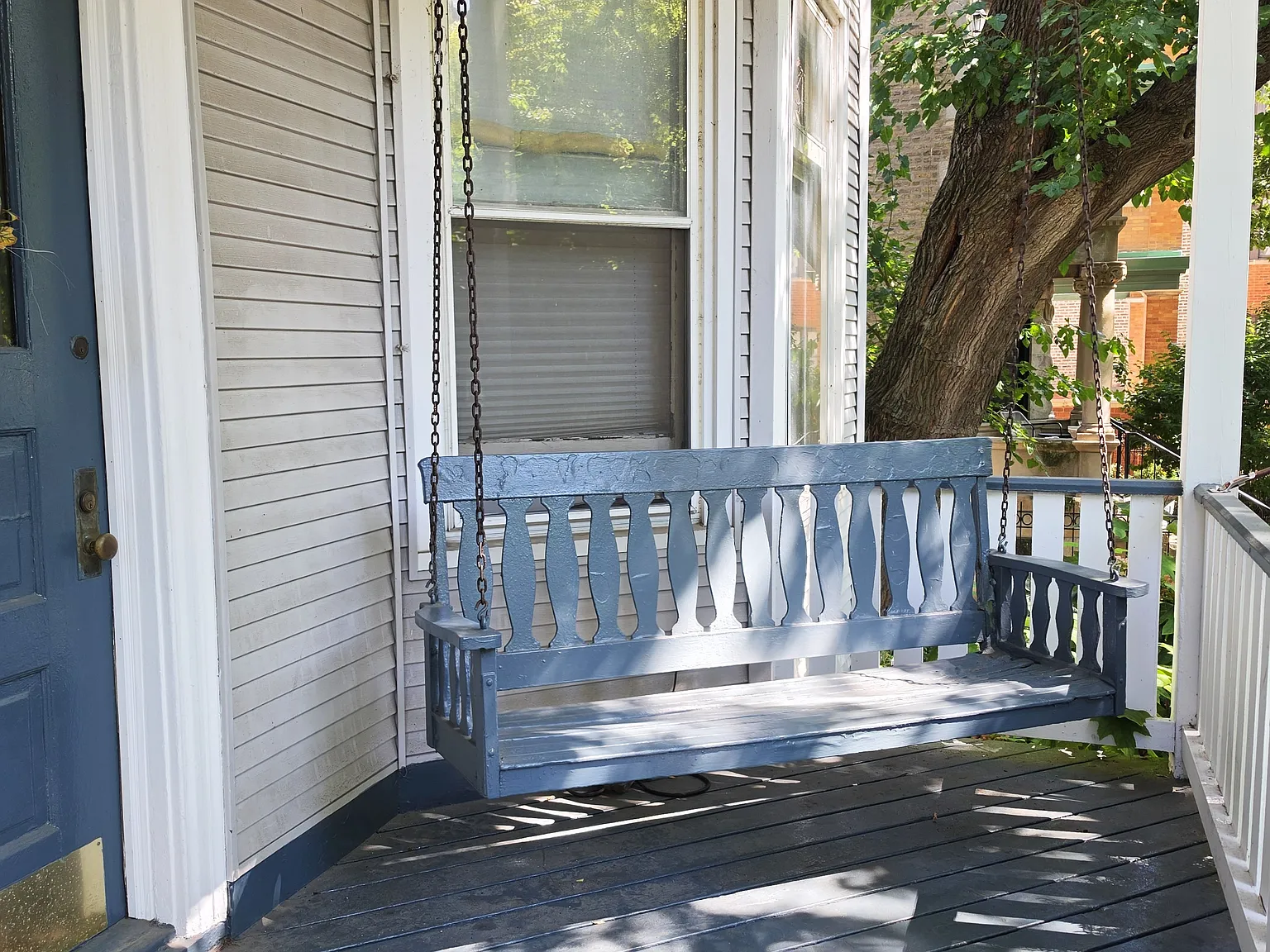 2 bed, 2000 sqft, $2,500 — Photo 2