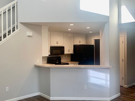 4th image of 5600 W 3rd St #6-V