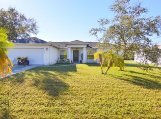 108 SW Carter Ave, Port Saint Lucie, FL 34983