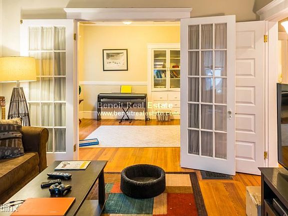 14 peirce st 4
