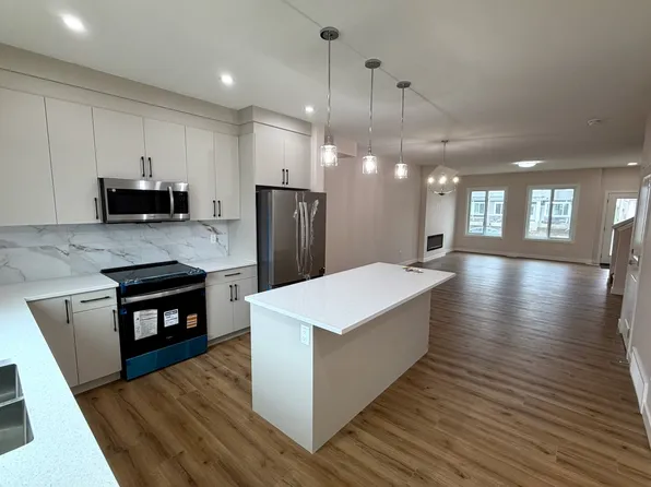 Townhouse and BSMT Suites For Rent Beaumont Alberta
