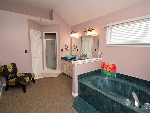 5th image of 4640 Meadow Cliff Dr