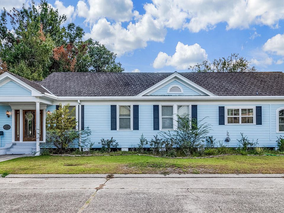 1st image of 100 City Park Cir