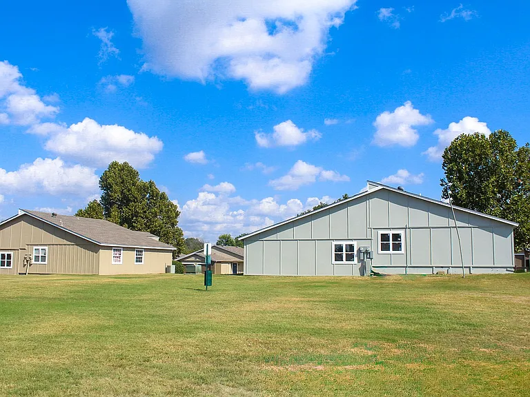 The Cottages at UCO — Photo 15