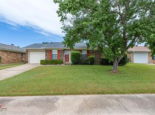 5705 Catherine Dr, Bossier City, LA 71112