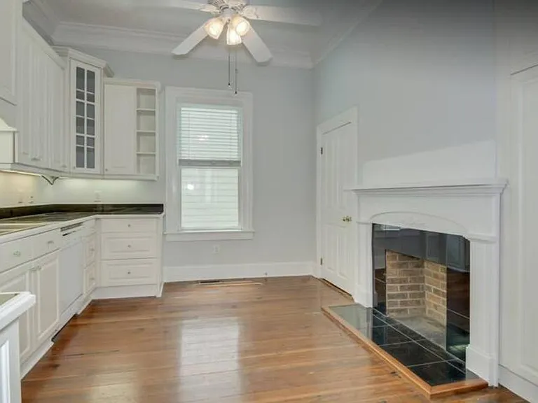328 Union St SE — Photo 8