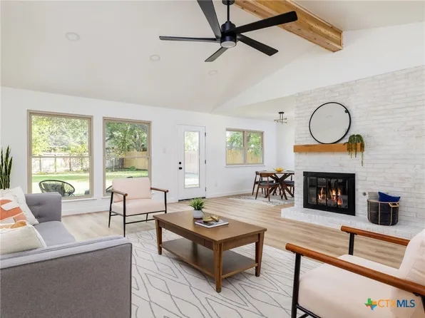 1601 Oakridge Dr, Round Rock, TX 78681