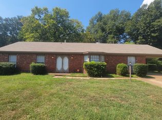 2925 Spring Hill Dr, Memphis, TN 38127