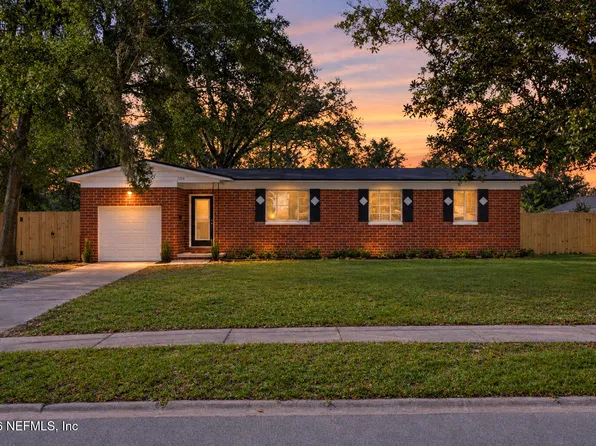 1706 SPRINKLE Drive, Jacksonville, FL 32211
