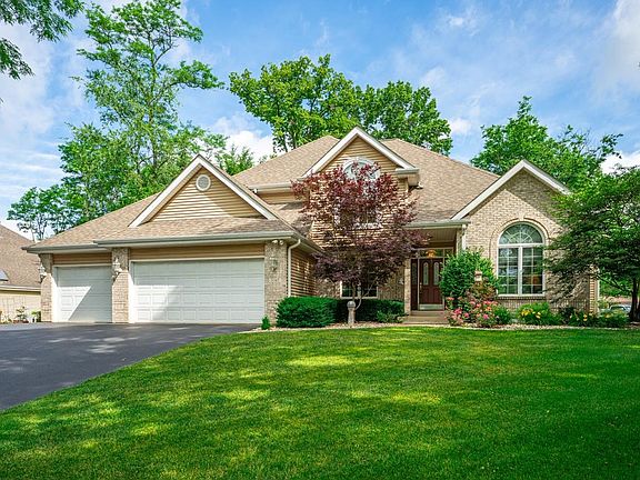 3rd image of 3347 Valley Woods Dr