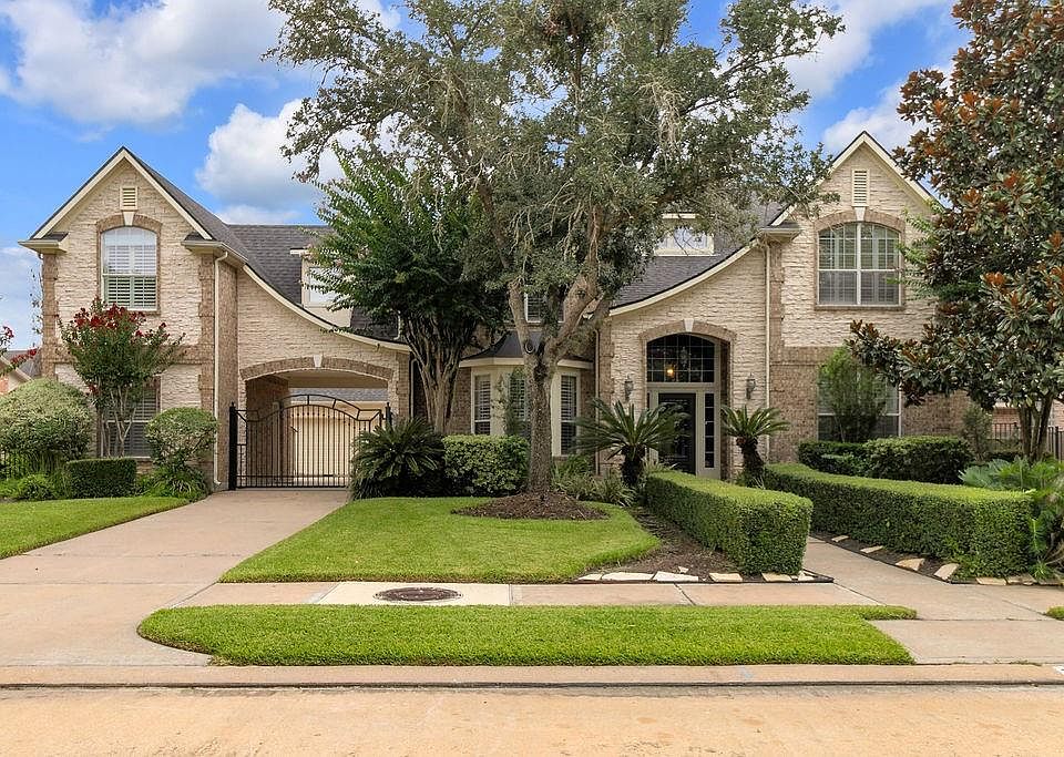 1st image of 22118 Oakcreek Hollow Ln