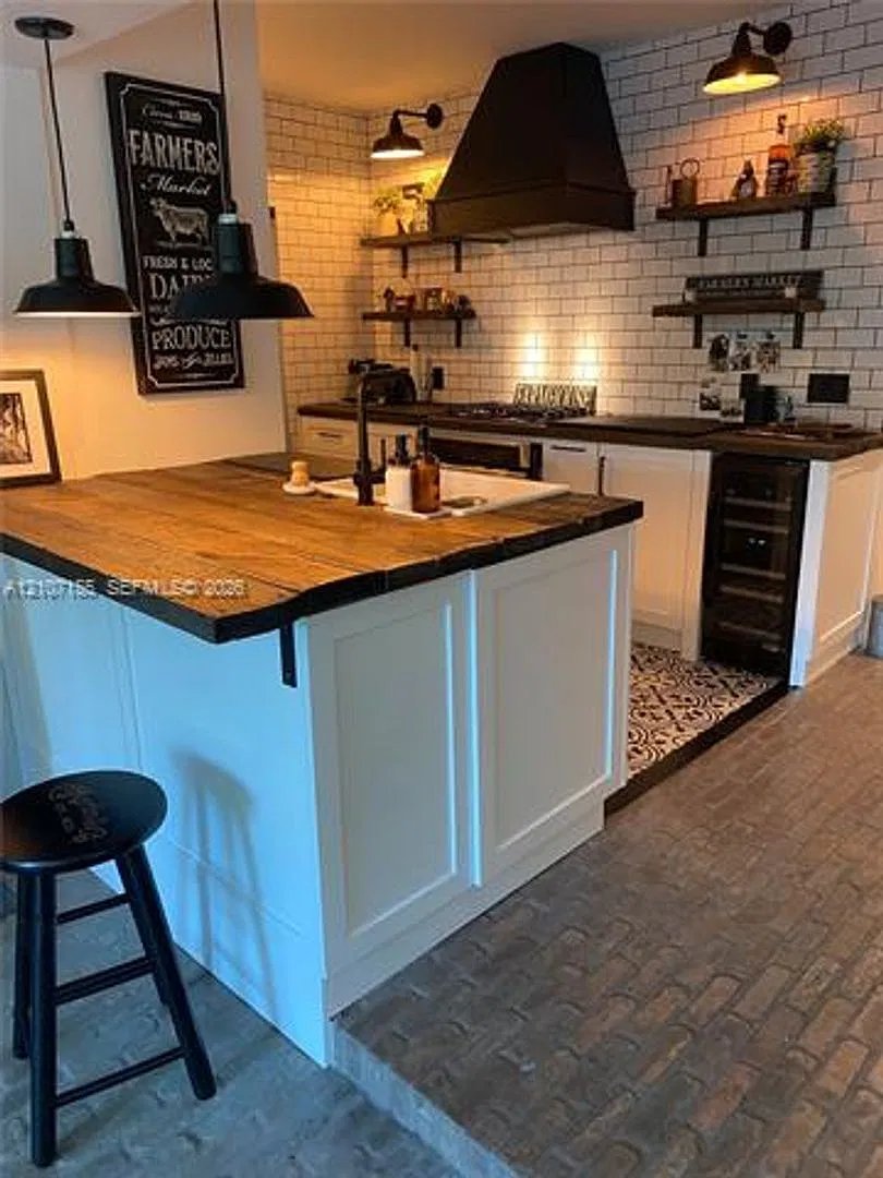 62 NW 105th St # 62, Miami Shores, FL 33150 — Photo 1