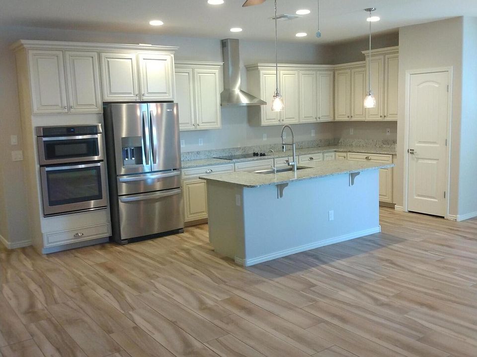 1st image of 932 S Olympic Dr