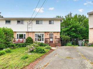 20 Greely Ct, Halifax, NS B2W 4Y1