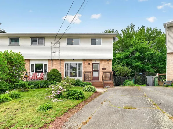 20 Greely Ct, Halifax, NS B2W 4Y1