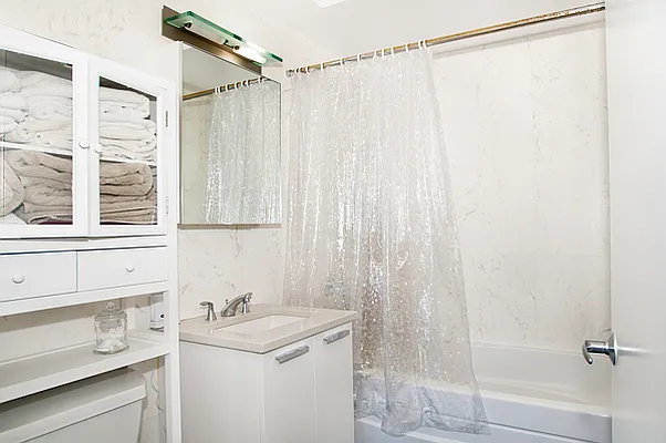 Rented by STAR CITIES INTERNATIONAL PROPERTY CORPORATION | media 8