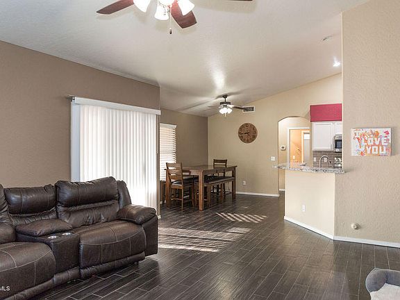 2nd image of 2438 S Roslyn