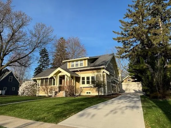 750 South Grove Street, Ripon, WI 54971