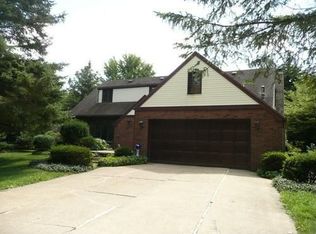18 Pauline Ct, Lancaster, NY 14086