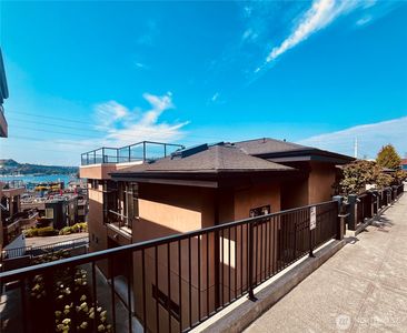 80 E Roanoke Street #9, Seattle, WA, 98102